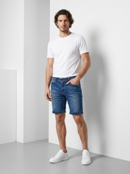 Julian farmershort