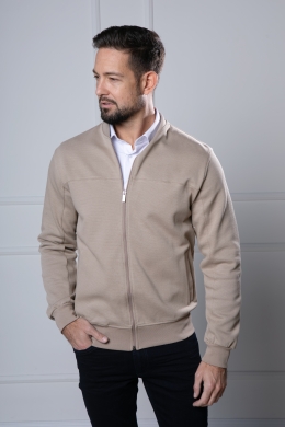 Sugi '23 zippes pulóver