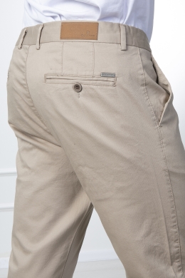 Base'26 chino nadrág